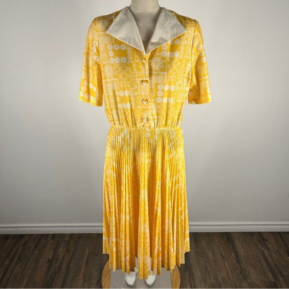 ❤️ Vintage Made in Canada Chic Yellow Patterned Midi Dress 10 - Picture 1 of 11